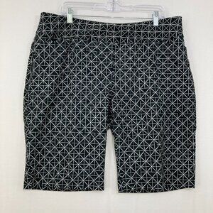 Tail size 18 Black White Geometric Performance Active Stretch Bermuda Shorts